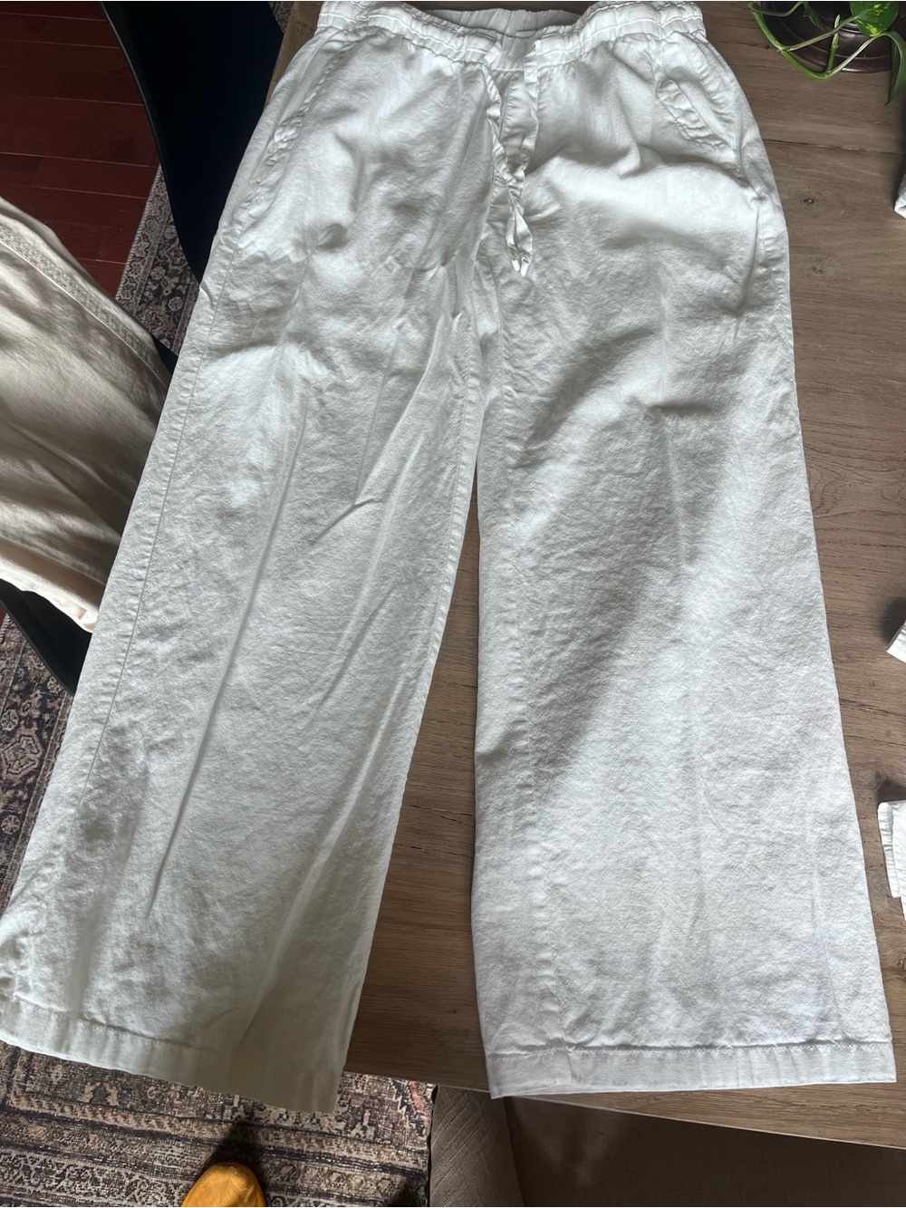 Old Navy Wide-Leg Drawstring Pants - White